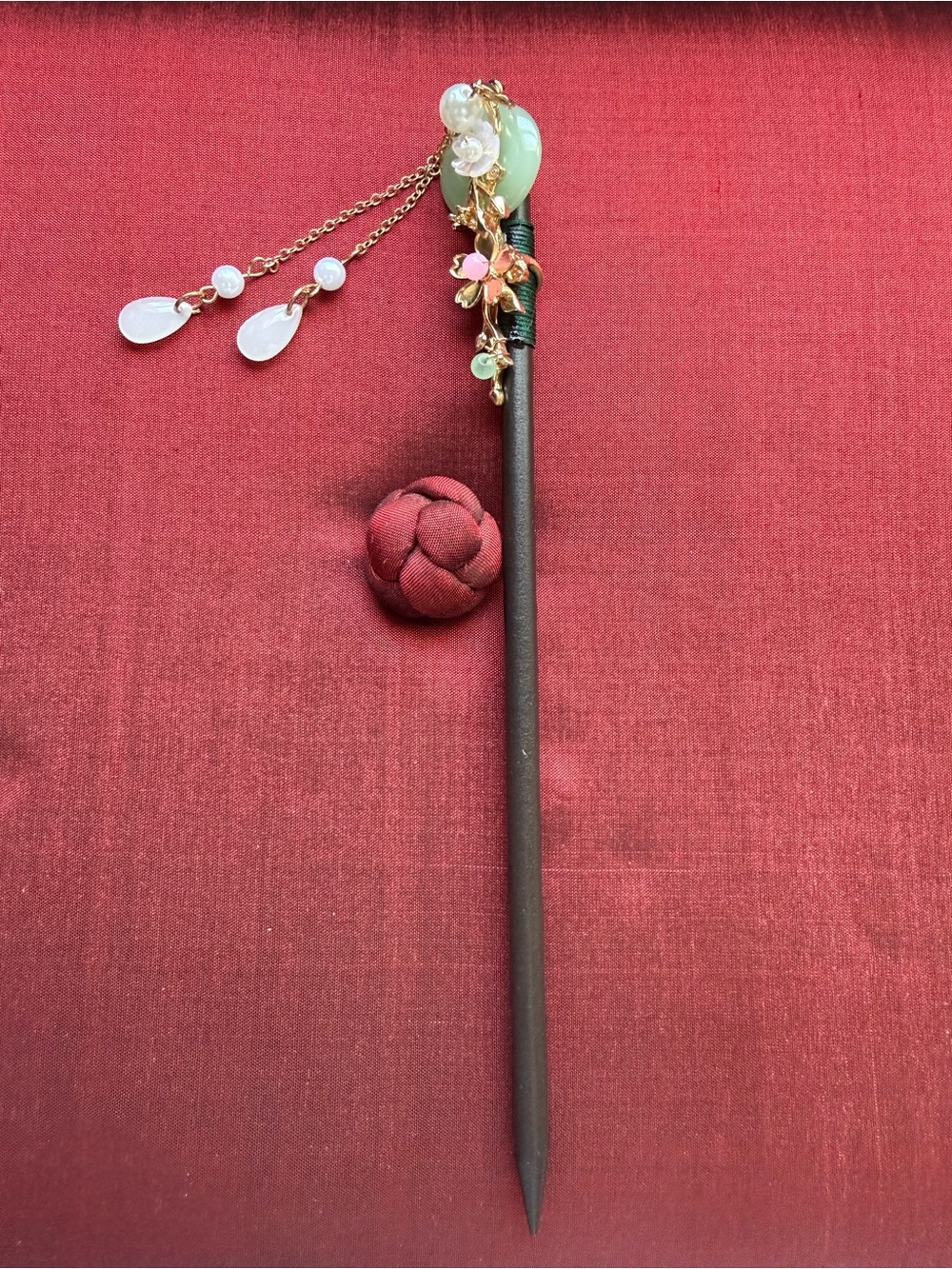 Ornate Jade Floral Hair Stick with Dangle Pearls